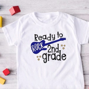 Jungen Zweite Klasse Shirt, bereit zum Rock 2.Klasse Shirt, Musiklehrer T-Shirt, Gitarre Kind Tee, zurück in die Schule, erster Tag der Schule Geschenk