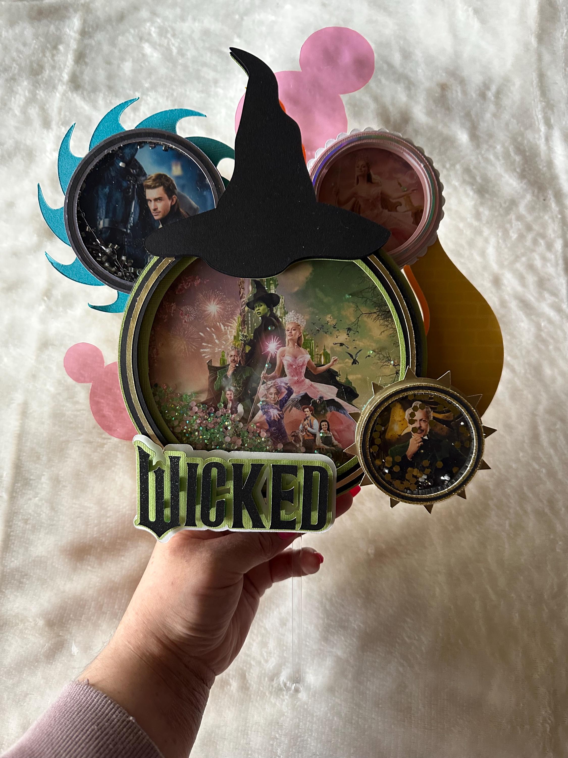 Wickedly Pink & Green Witches 3D Shaker Cake Topper