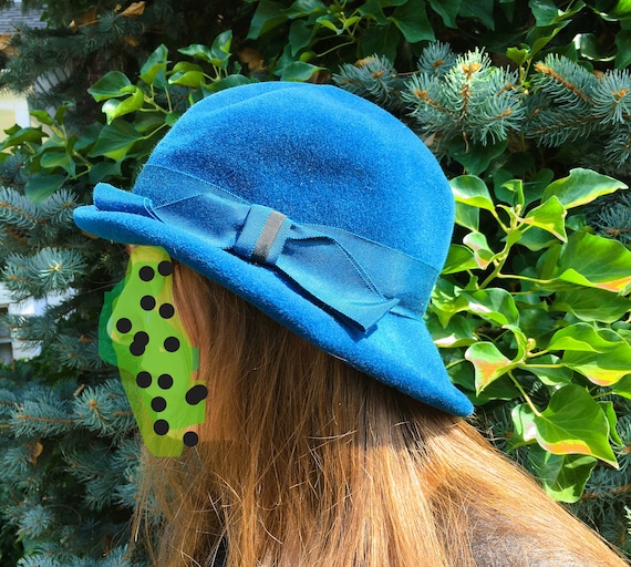 Vintage Blue Cloche/Derby - image 2