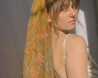 Auburn Autumn Embroidered Bridal Veil Woodland Wedding, Rustic Bride, Wildflower Wedding, Wedding Veil, Autumn Bride, Golden Veil, Fall Veil