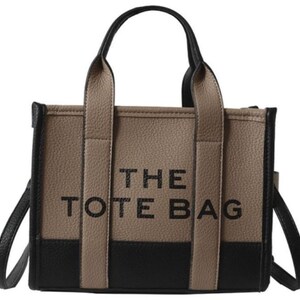 The tote bag khaki