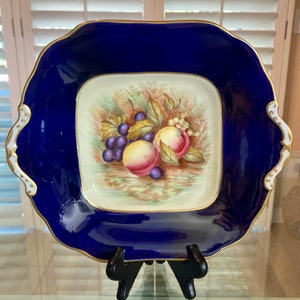 RARE 1930&#39;s Aynsley England Fine Bone China Dbl. Handled Sandwich/Cake Plate |  Cobalt Blue + Gold Gilt Rim | Artist Signed D. Jones