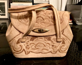 Vintage 1960's/70's Pale Natural Western Hand Tooled Leather Top Handle Handbag | Western Purse | Mexican Boho, Rockabilly, Retro