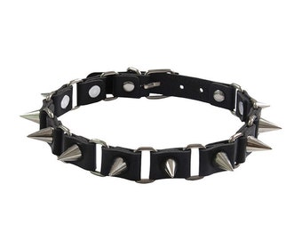 Vintage Punk Goth Studded Rivet Pu Leather Collar Choker Women Necklace with Spikes Adjustable