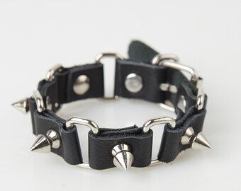 cowhide stud bracelet Punk Personality Accessories Trend Men Ladies Motorcycle Black Leather Bracelet