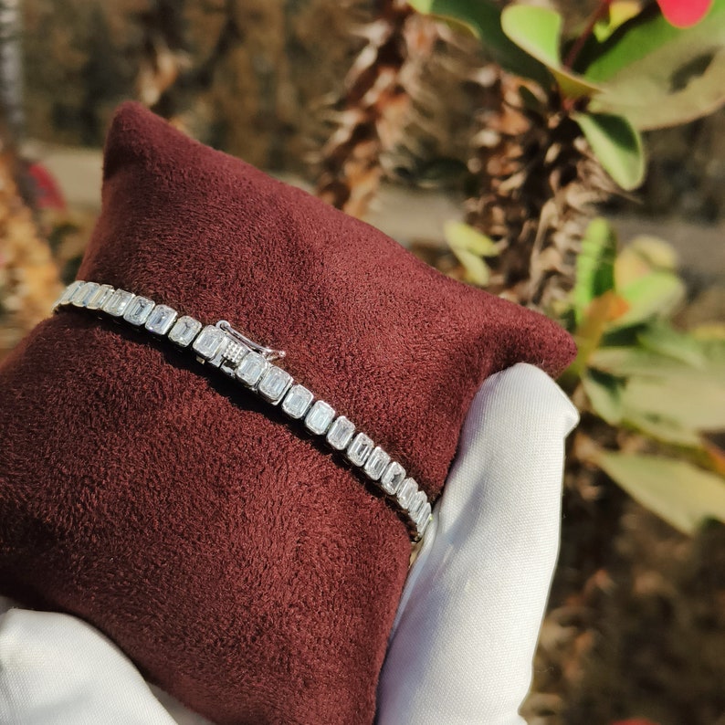 14kt Gold Lab Grown Emerald Cut Diamond Tennis Bracelet for Her Dainty