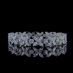 9Cwt. Flower Cluster Marquise and Round cut lab grown diamond bracelet/ Diamond Bracelet for her/ Marquise diamond bracelet/ Dainty Bracelet