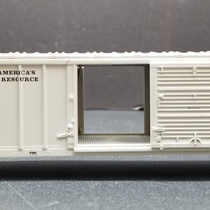 Bachmann HO Chattahoochiee Industrial Railroad Box Car White CIRR #90079