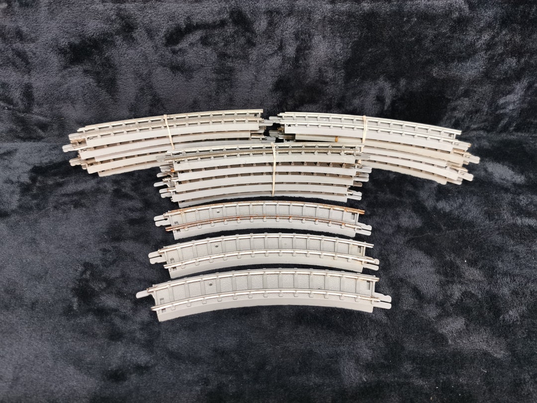 Many Tri Rails Jere Vintage Tri-ang OO Gauge Curved Rails: 18-piece Track Lot - Etsy