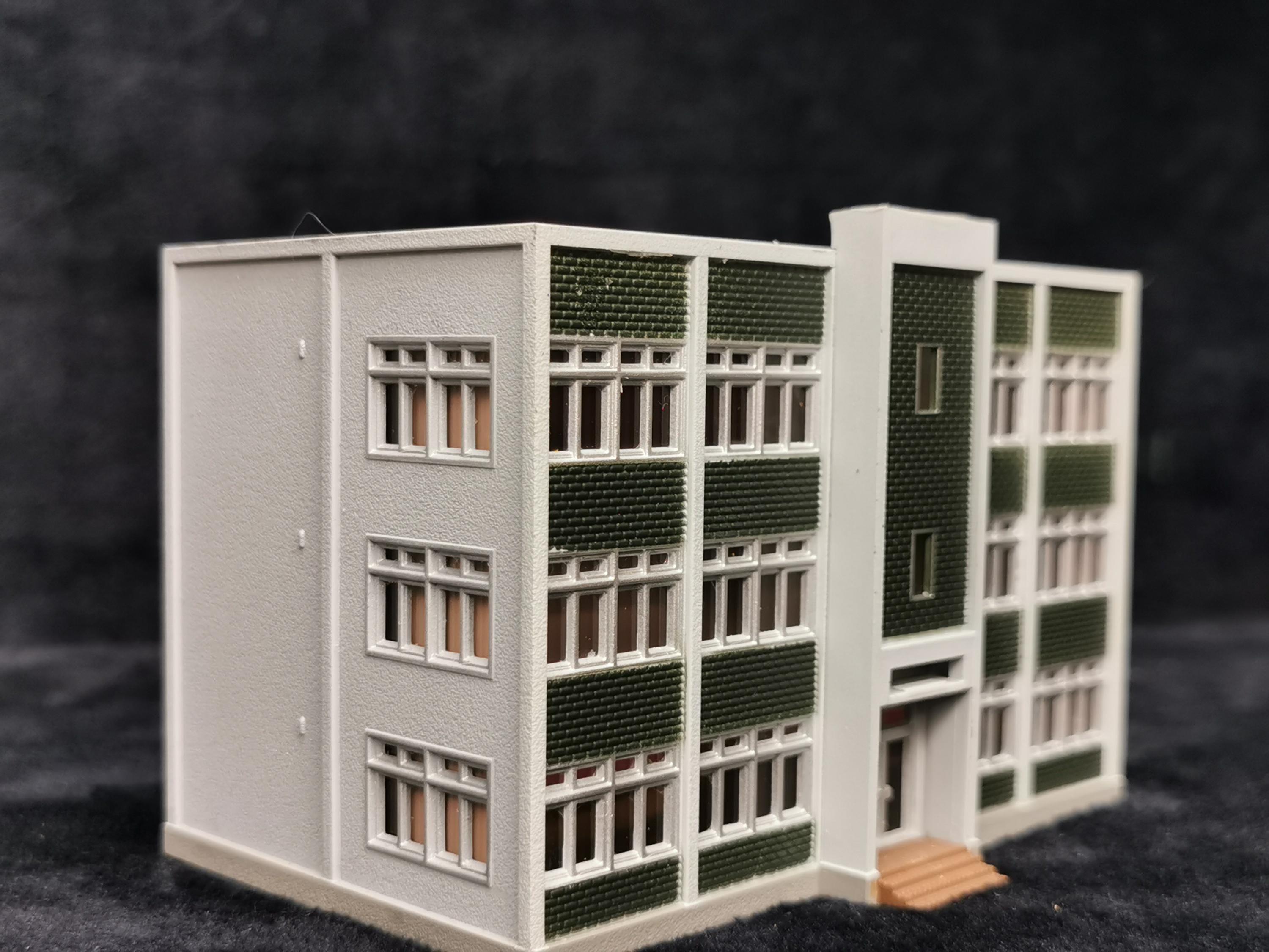 N Scale Kato 3-story Building With LED Sign City Light Customized 6x5x4 ...