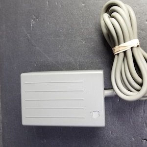 Vintage Apple Powerbook AC Adapter Model M5651 APS-20U