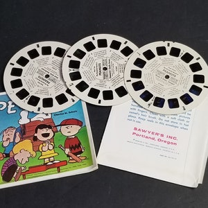 Vintage View-Master B536 Peanuts Story Booklet In Color