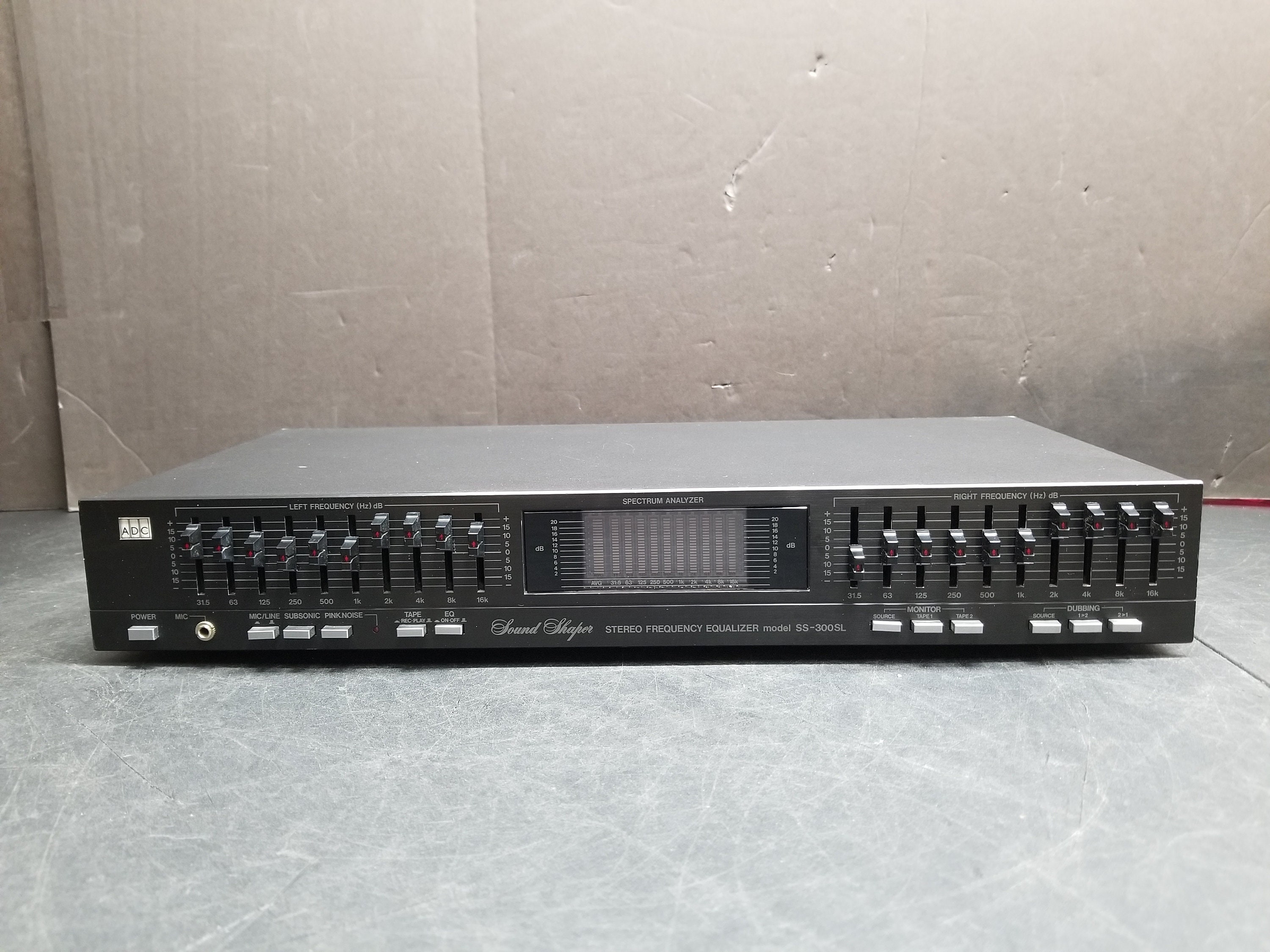 ADC SS-300SL グラフィックイコライザー ADC SS-300SL グラフィックイコライザー｜Yahoo!フリマ（旧