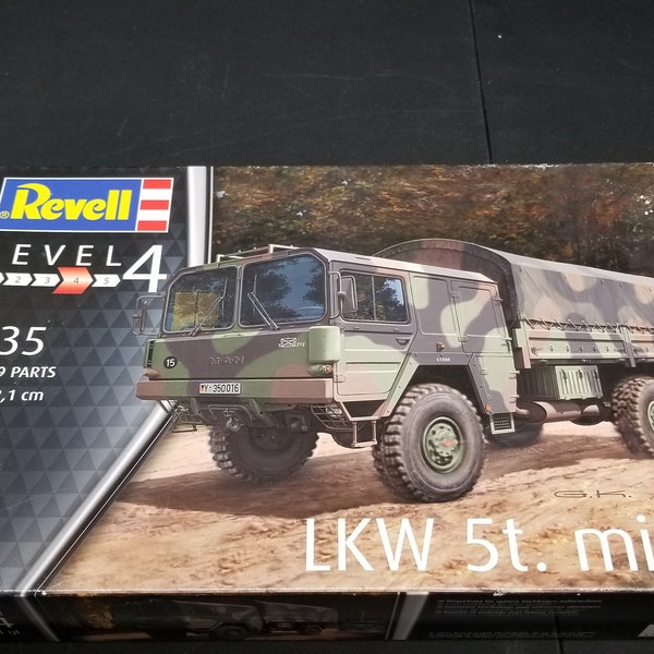 Revell 03257 1/35 LKW 5t. mil gl New Sealed Box