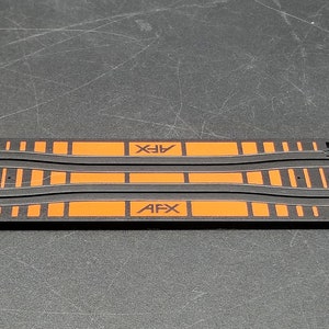 Aurora AFX HO Scale 1 Piece Slot Car 229MM 9&#39;&#39; Squeeze Track #503348
