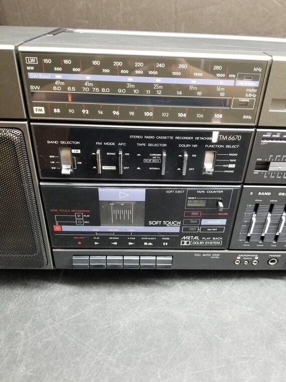 ヴィンテージ Telefunken ステレオラジオカセットレコーダー 取り外し 