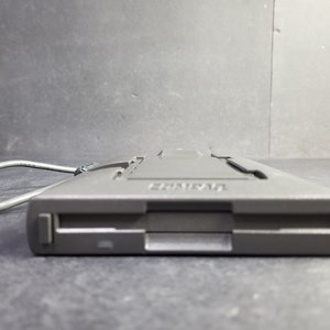 Vintage Compaq 2833 externe draagbare diskettedrive, niet getest