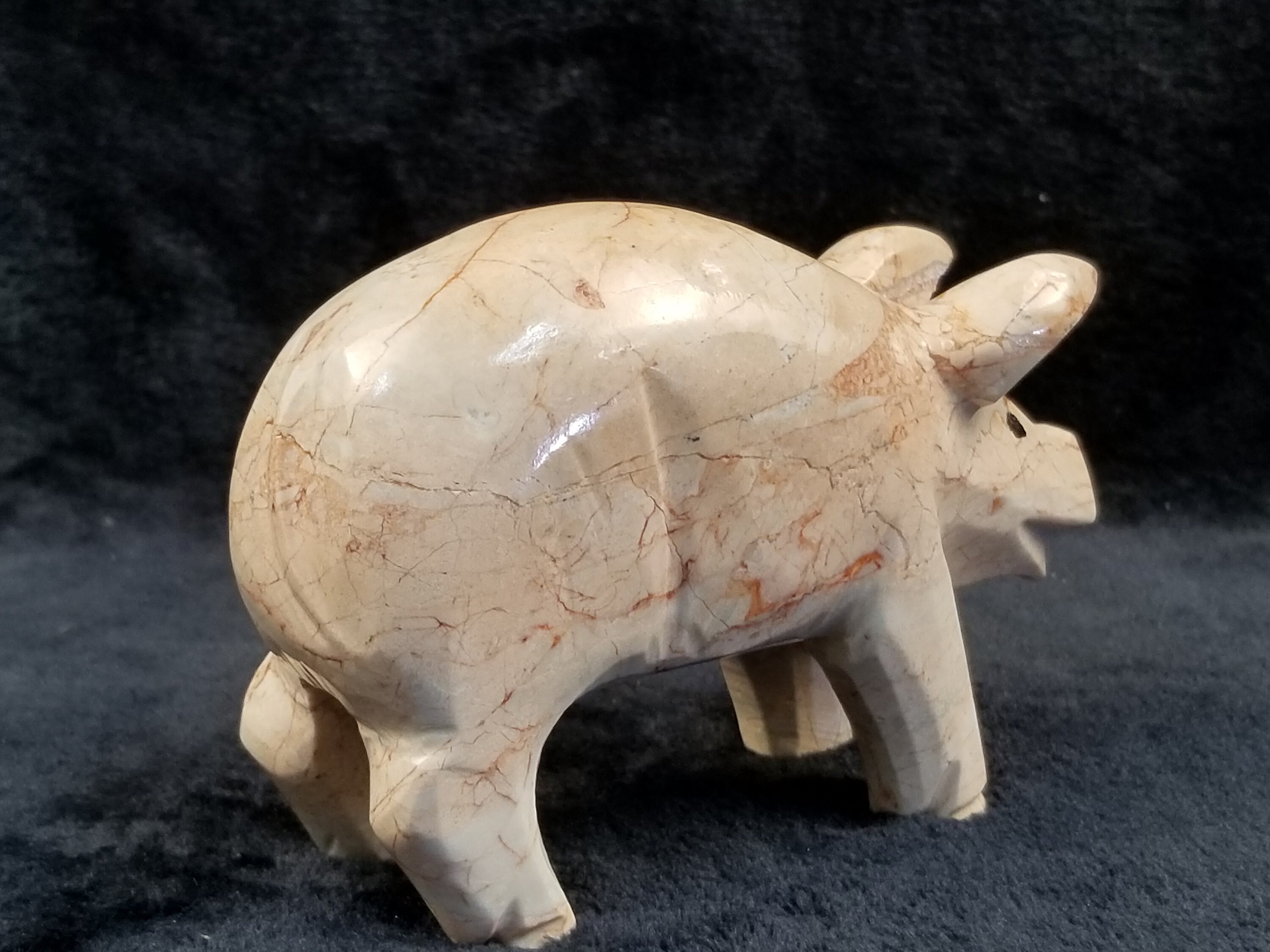 陶器製クリーム色豚の置物 陶器製クリーム色豚の置物 楽天市場】陶器 置物 豚の通販