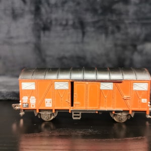 Vintage HO Scale Fleischmann Covered Goods Wagon 3316