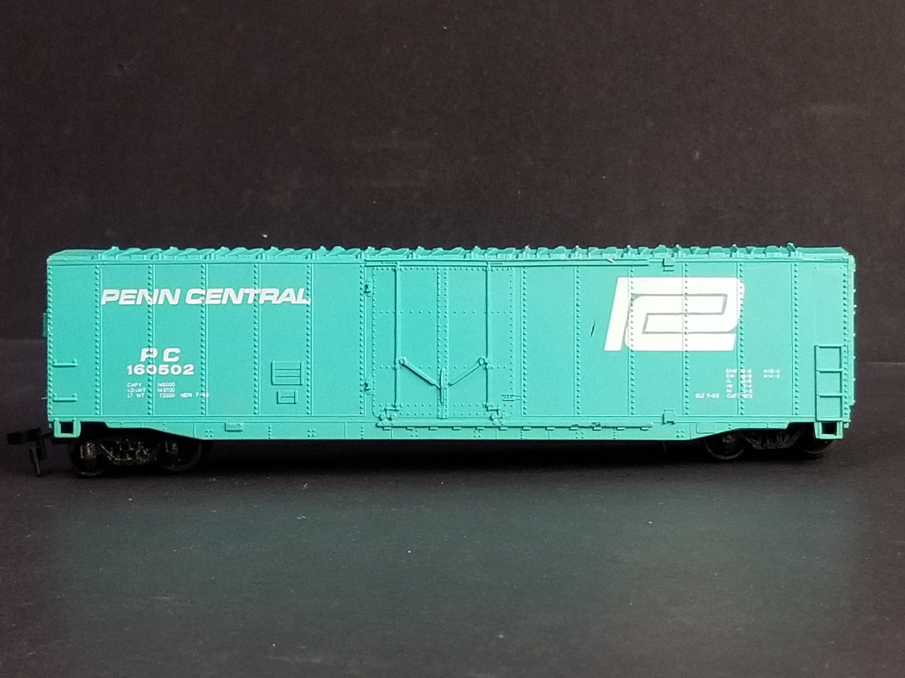 Bachmann HO Scale Penn Central Plug-door Box Car PC #160502 - Etsy