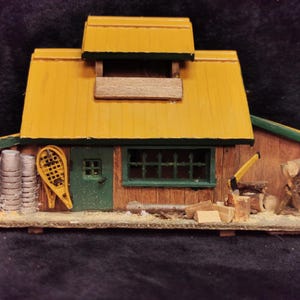 Vintage HO Scale Hand Made Meticulous Wood Cottage Home House Very Detailed