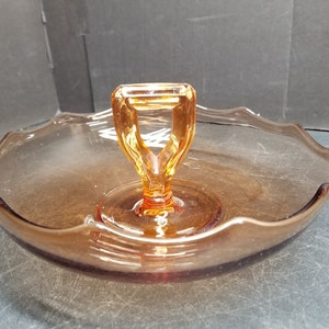 VINTAGE  Glass Amber  Handle Serving Tray (2 Mold(  Lace side 9 1/2&#39;&#39;