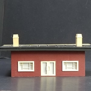 Tri-ang OO/HO Scale R 473 Ticket Office - Platform Not Included