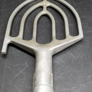 hobart hobite 4922 Flat Beater 20qt Whipping Attachment Good Condition