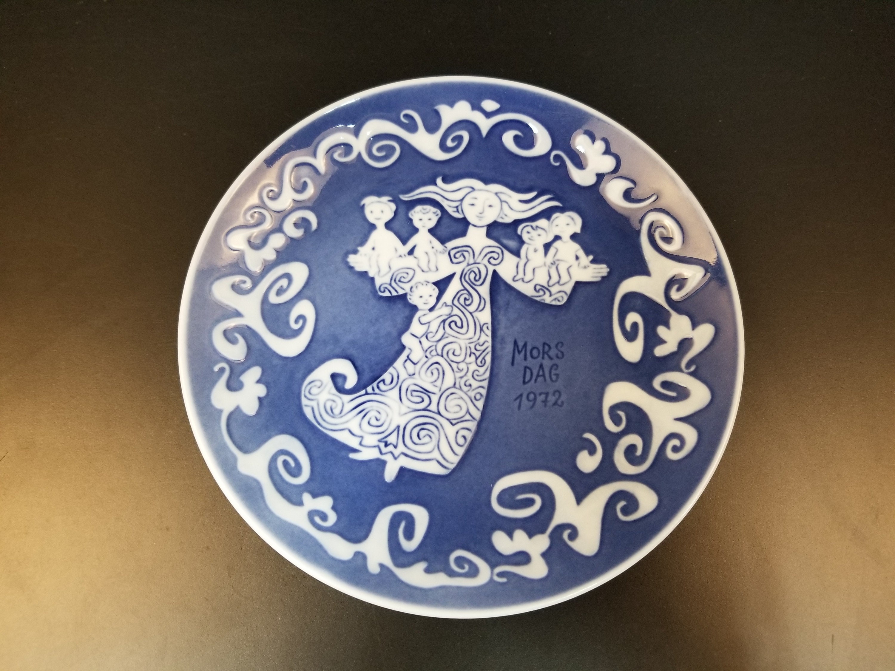  /ロイヤル・コペンハーゲン 母の日 1972 ROYAL COPENHAGEN (ロイヤル・コペンハーゲン) 飾り皿 1972年 母