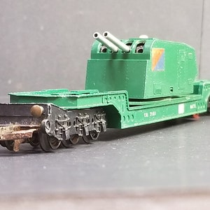 Tri-Ang OO Scale S5802 NAVO TR 719 raketwerper auto