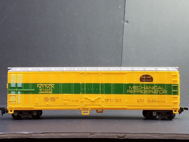 York Reefer Lima HO Scale New York Central Reefer Car: Nymx #1020 Yellow & Green - Etsy