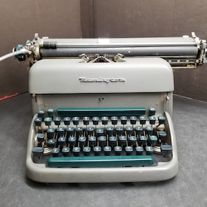 Vintage Remington Rand Typewriter Green & Gray For Parts/Repair
