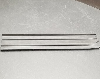 Vintage Ideal HO Scale 1 Piece Slot Car 16'' Landing Ramp Track