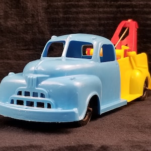 Vintage Reliable Toy Blue Yellow Red Towing Truck Rare Color Combo