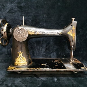 Antique 1920 Singer 127 Sphinx Sewing Machine Head Only Working Parts image 9