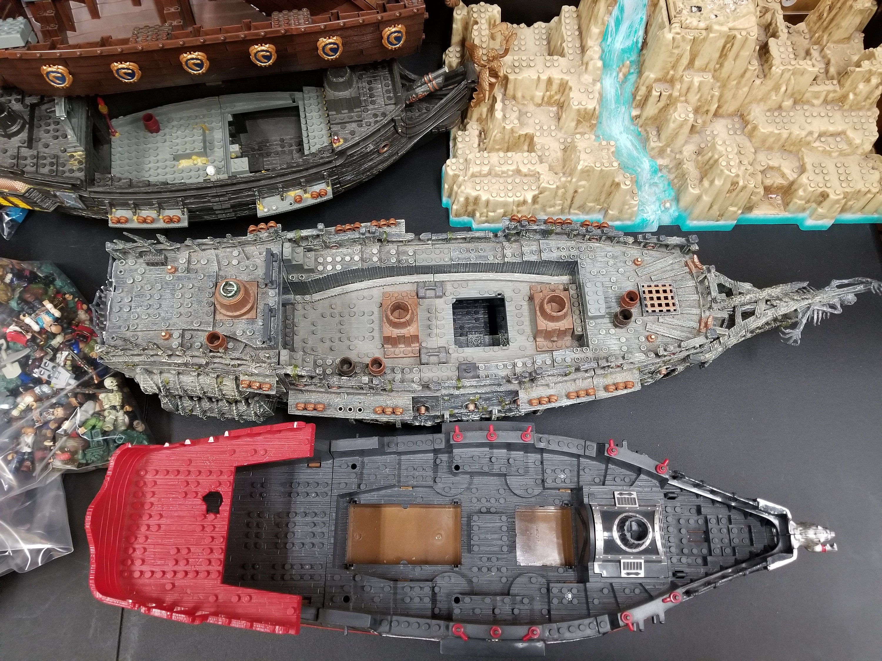 Mega Bloks Black Pearl 1017 - Le Vaisseau De Pirates Des Caraïbes, Neuf