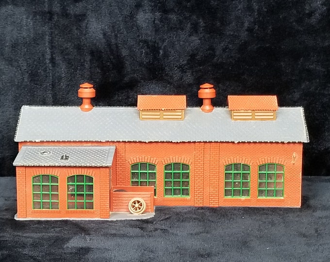 Vintage Pola HO Scale Engine Shed Building Kit Built Etsy