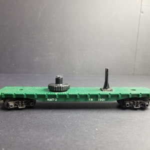 Vintage Tri-Ang oo/ho Scale Nato TR 7301 Helicopter Carrier (Helicóptero no incluido)