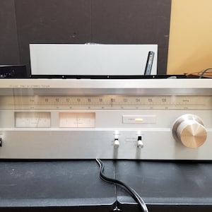Sintonizador estéreo AM FM JVC vintage modelo JT-V22 funciona