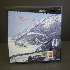 Annuario della collezione di souvenir di francobolli annuali del Canada Post 1997 - nuovo e completo