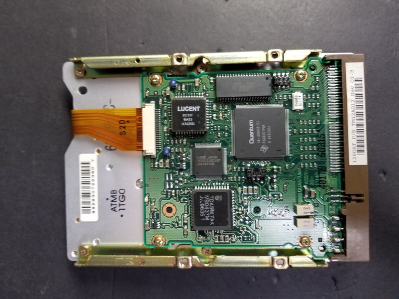 Dysk twardy Vintage Quantum Fireball TM o pojemności 3,5 cala uruchamia się zdjęcie 1