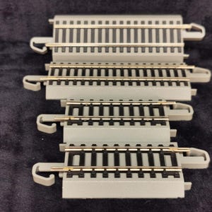 Vintage Bachmann HO-skala nysilver EZ-skenor korta raka, 4 delar
