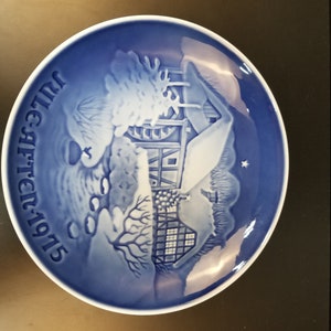 Copenhagen Porcelain Bing & Grondahl Christmas Plate The Old Water Mill 1975
