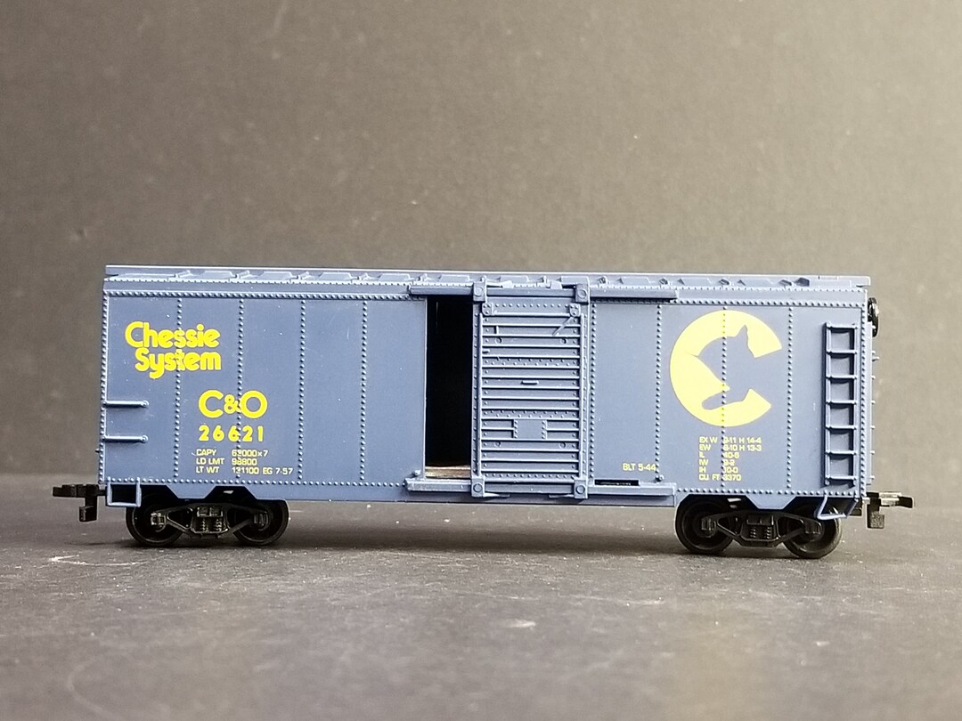 Life Like HO Scale Chessie System C&O 26621 Blue Box Car Etsy