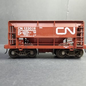 Atlas O Scale CN 122076 Ore Hopper Brown Canadian National