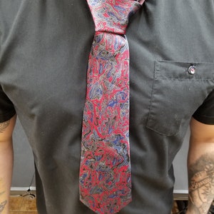 A. Mahtani Blue and Red Patterned Pure Silk Tie Men&#39;s Neck Tie