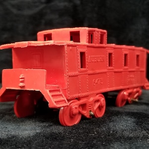 Vintage Auburn Rubber Red Caboose Car 6473 Made In USA