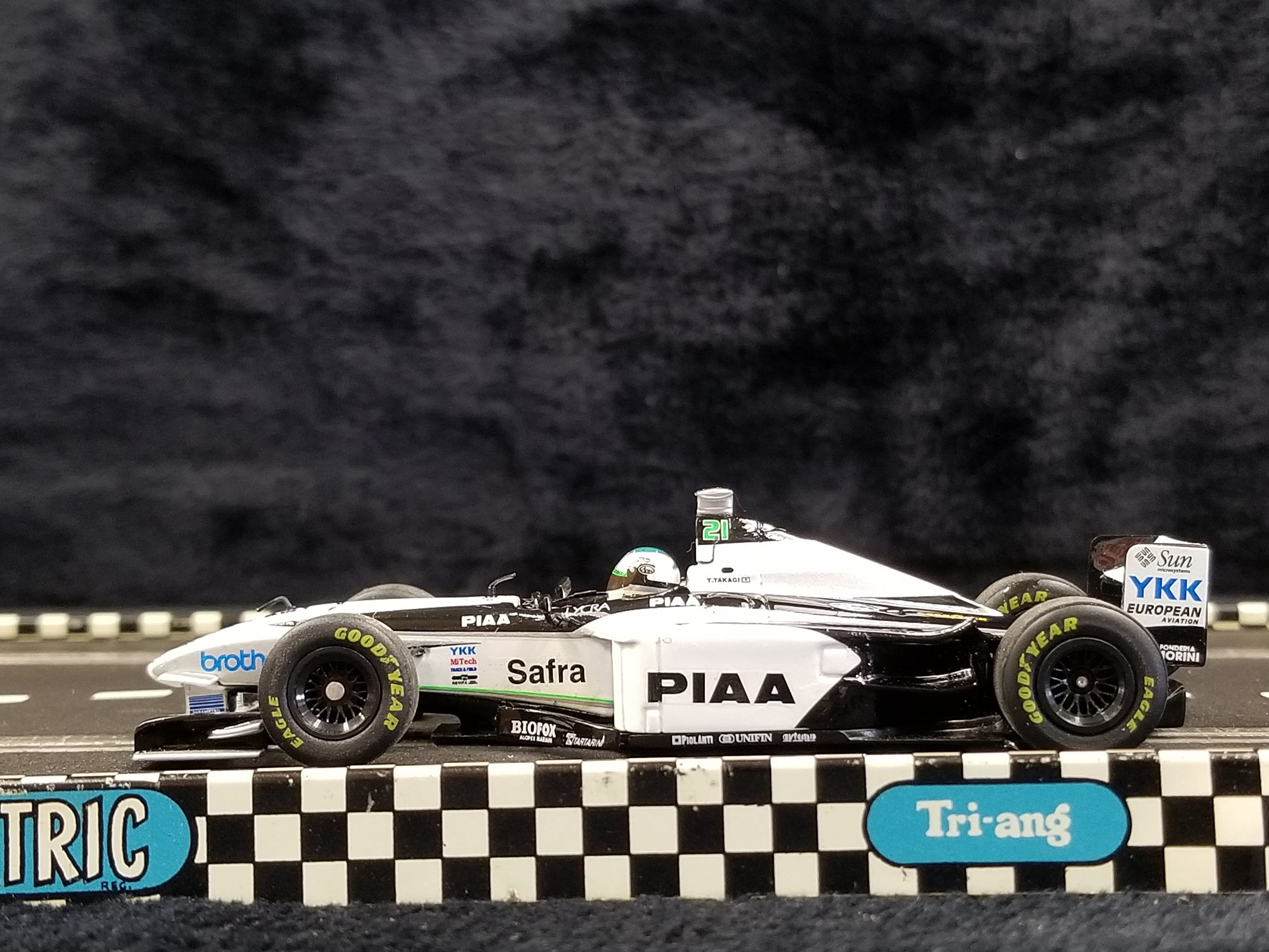 Vintage Minichamps 1/43 Tyrrell 026 Tore Takagi No 21 Formula 1