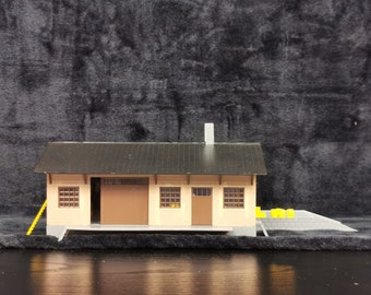 Vintage HO Scale Railroad Warehouse With Dock Assembled