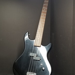 Vintage 1980 VANTAGE BASS Guitar RARE Made in Japan 45&#39;&#39; All Black Omega Pickup
